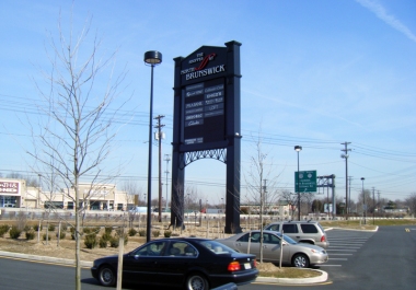 PYL_Shoppes_at_NB
